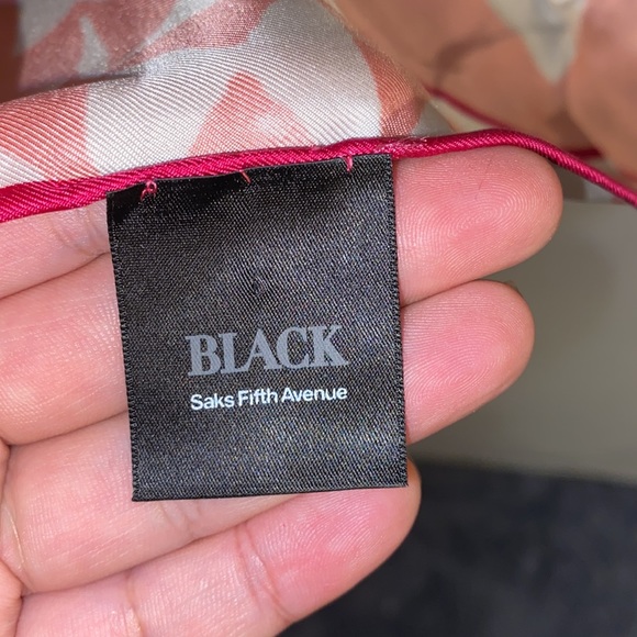 Silk scarf floral - Picture 5 of 7